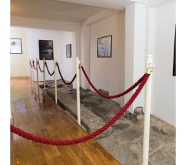 Мебель и аксессуары для отелей и ресторанов